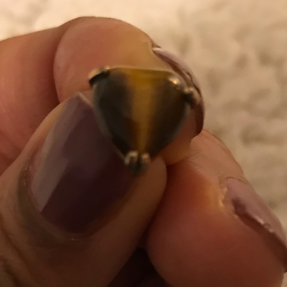 Tiger eye heart stud earrings